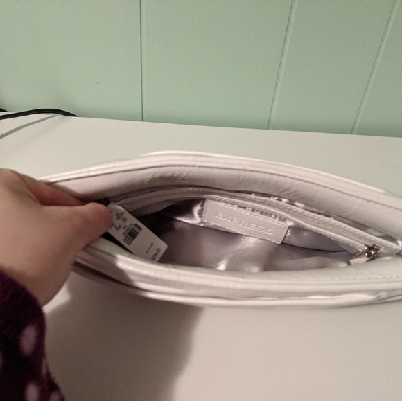 Purse - Picture 2 of 3